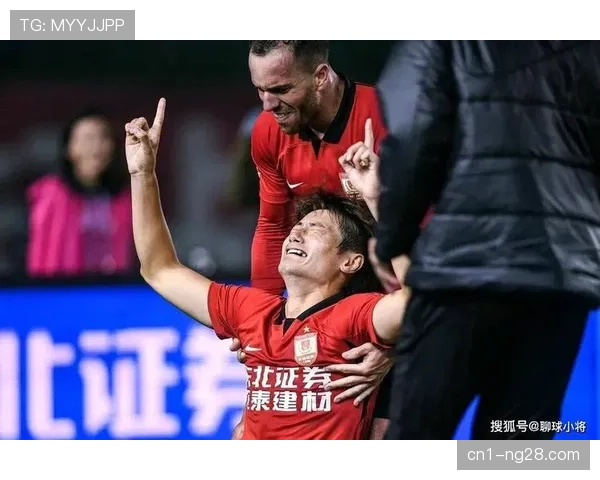 津门虎季胜攀补时手球送点，拉唐主罚命中完成绝杀逆转